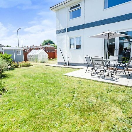 Beautiful 3 Bedroom Home, 10 Minutes Walk To Beach. Cleethorpes Luaran gambar