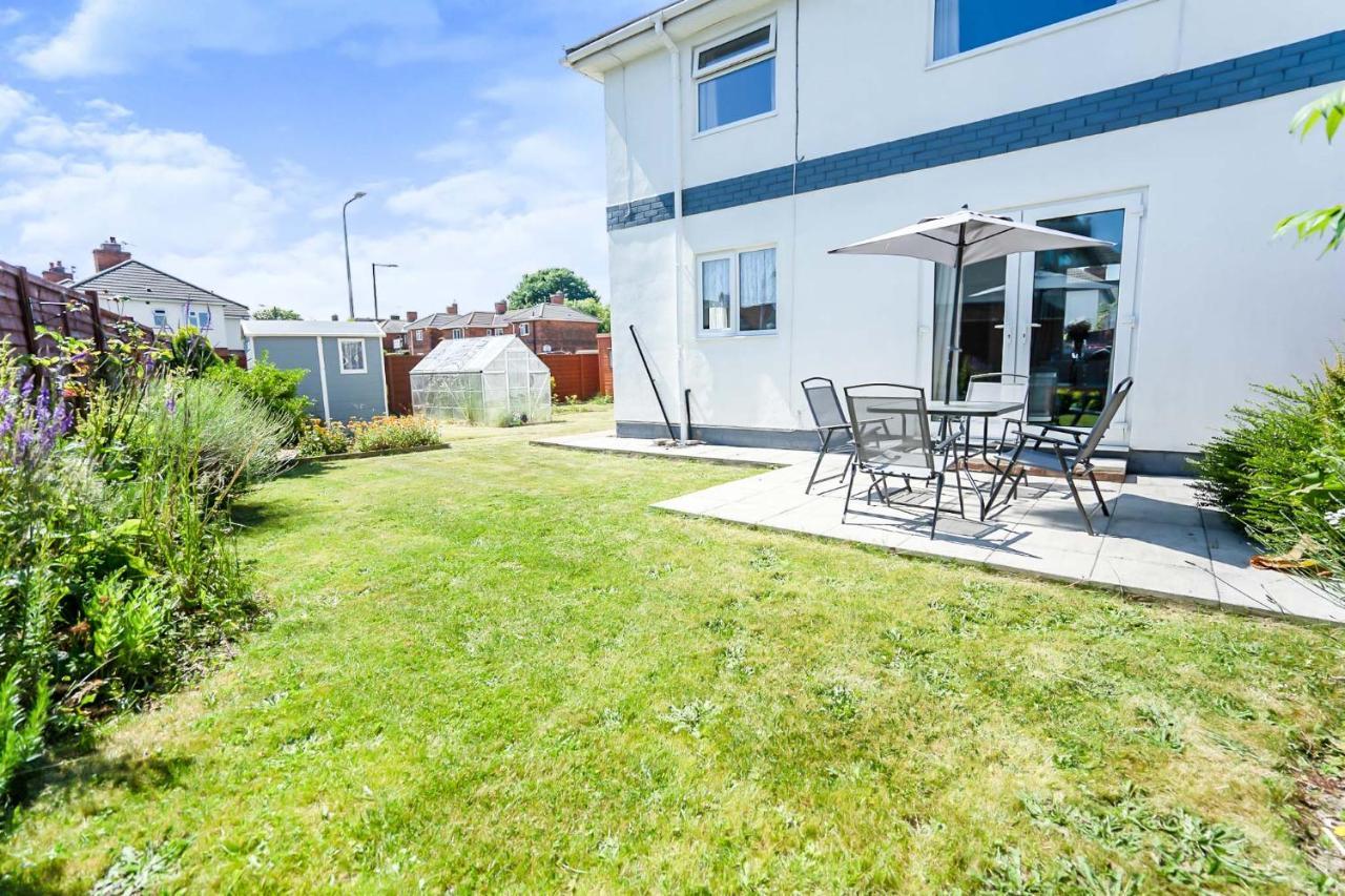 Beautiful 3 Bedroom Home, 10 Minutes Walk To Beach. Cleethorpes Luaran gambar