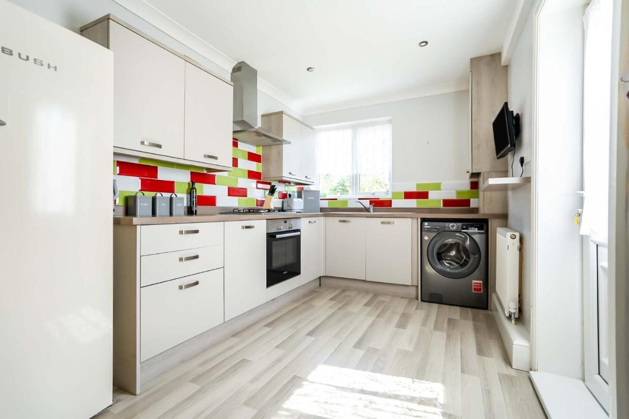 Beautiful 3 Bedroom Home, 10 Minutes Walk To Beach. Cleethorpes Luaran gambar